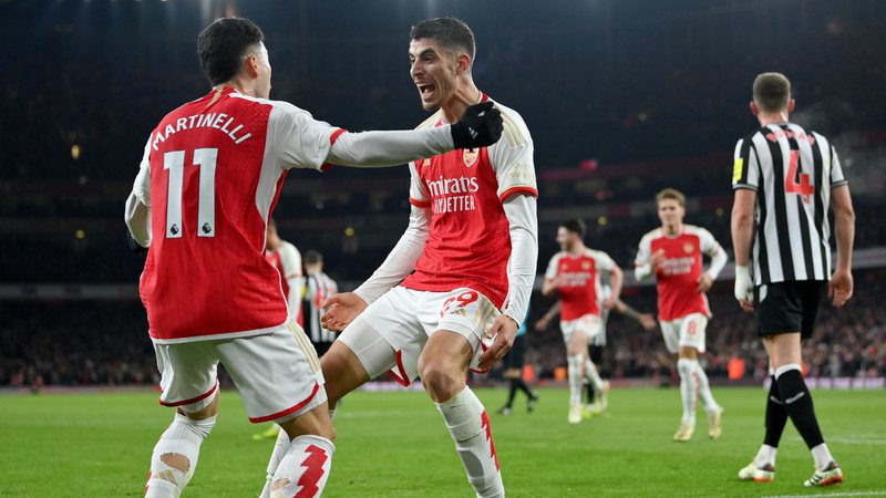 Arsenal Vitória Dominante sobre Newcastle