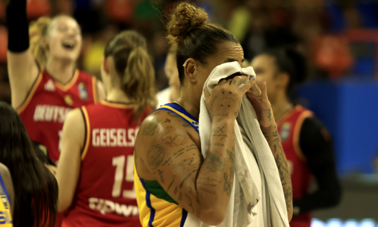 Basquete Feminino Derrotado pela Alemanha