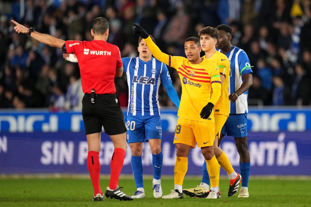 Vitor Roque no Futebol Espanhol