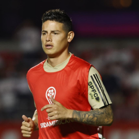 Técnico do São Paulo esclarece por que James Rodriguez não atuou.