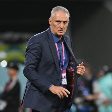 Tite tece elogios ao Flamengo