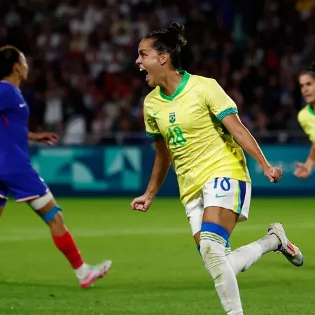 Seleção Feminina de Futebol do Brasil Atinge Semifinal Olímpica em Paris 2024