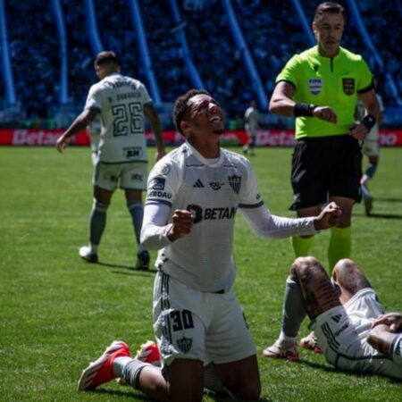 Atlético-MG Vira Jogo Contra o Grêmio nos Acréscimos na Arena