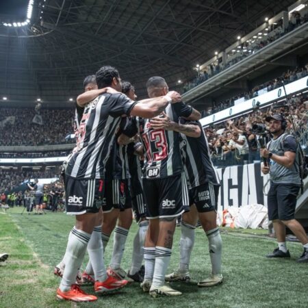 Atlético-MG vence o Vasco e abre vantagem na Copa do Brasil