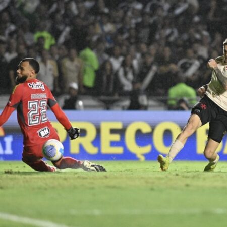 Atlético-MG perde para o Vasco por 2 gols