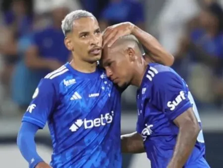 Cruzeiro e Grêmio empatam com golaços no Mineirão